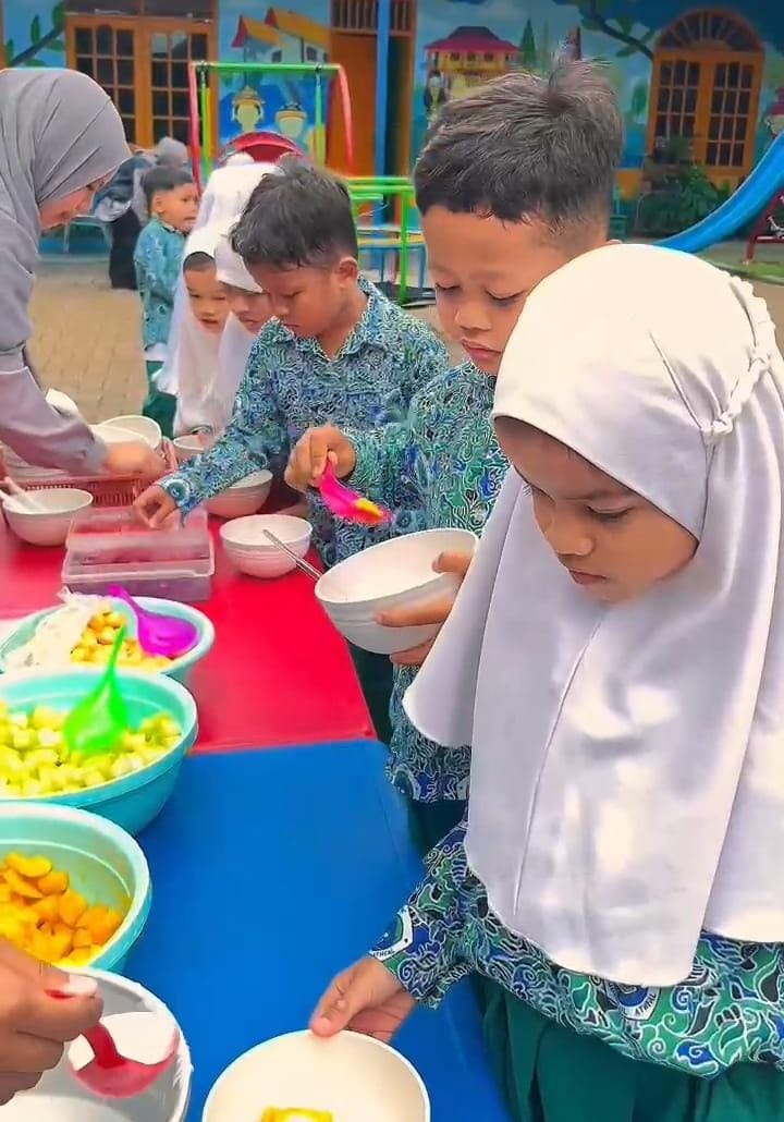 MENU SEHAT – SALAD BUAH SEGAR